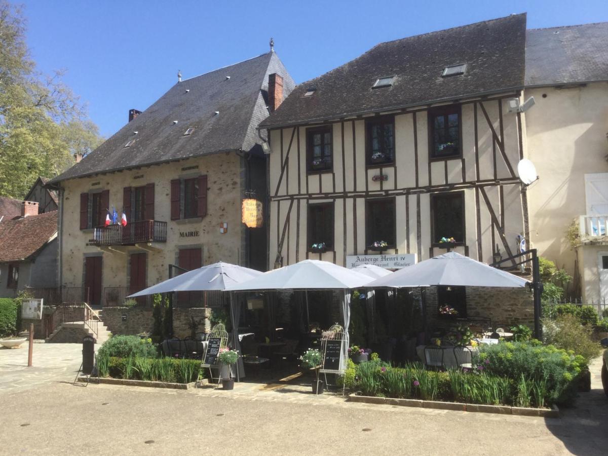 Auberge Henri IV Segur-le-Chateau Exteriör bild